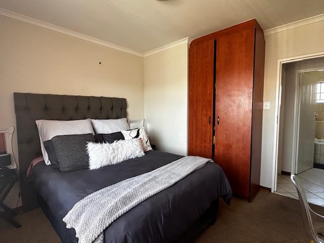 2 Bedroom Property for Sale in Hillside Free State